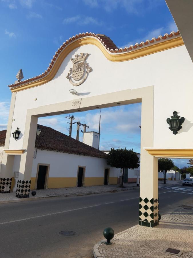 Appartamento Casa O'Lado Golegã Esterno foto